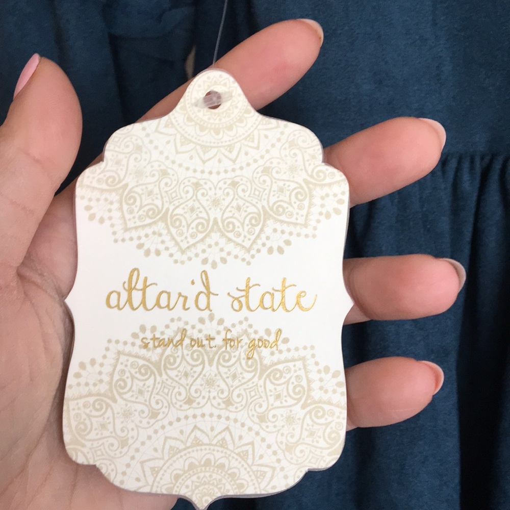 Altar’d State blouse - Picture 4 of 4